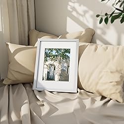 Vittanly 11x14 Picture Frame, Display Pictures 8x10