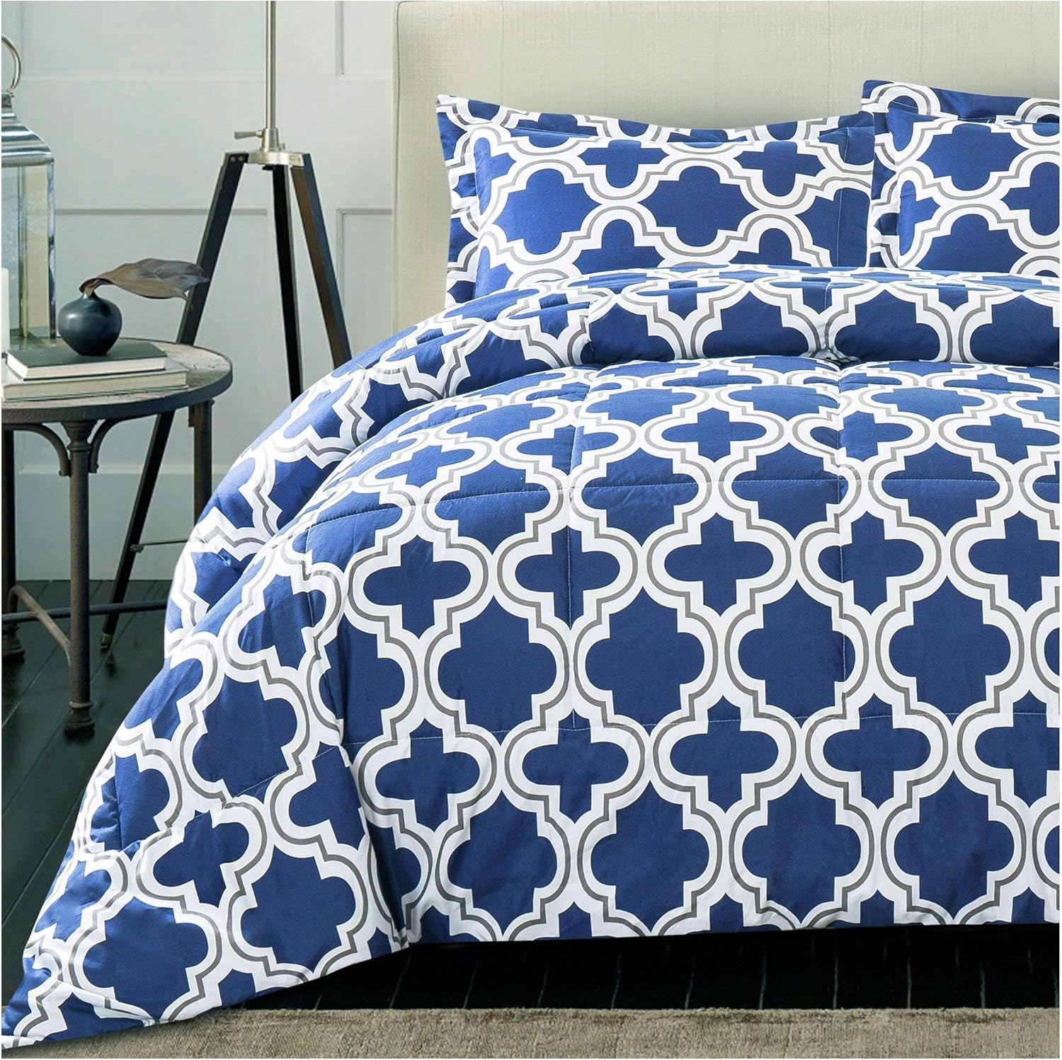 Superior Trellis Comforter Set with Pillow Shams, Luxurious & Soft Microfiber with Down Alternative Fill, Contemporary Geometric Trellis Design - King/California King Bedding Set, Navy Blue