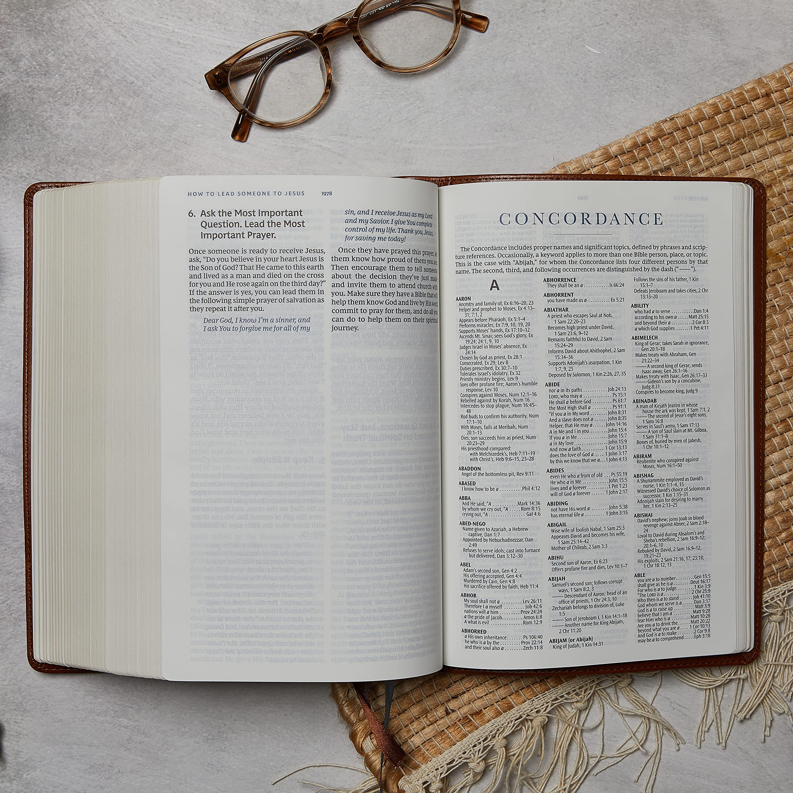 NKJV, Spirit-Filled Life Bible, Third Edition, Hardcover, Red Letter, Comfort Print: Kingdom Equipping Through the Power of the Word