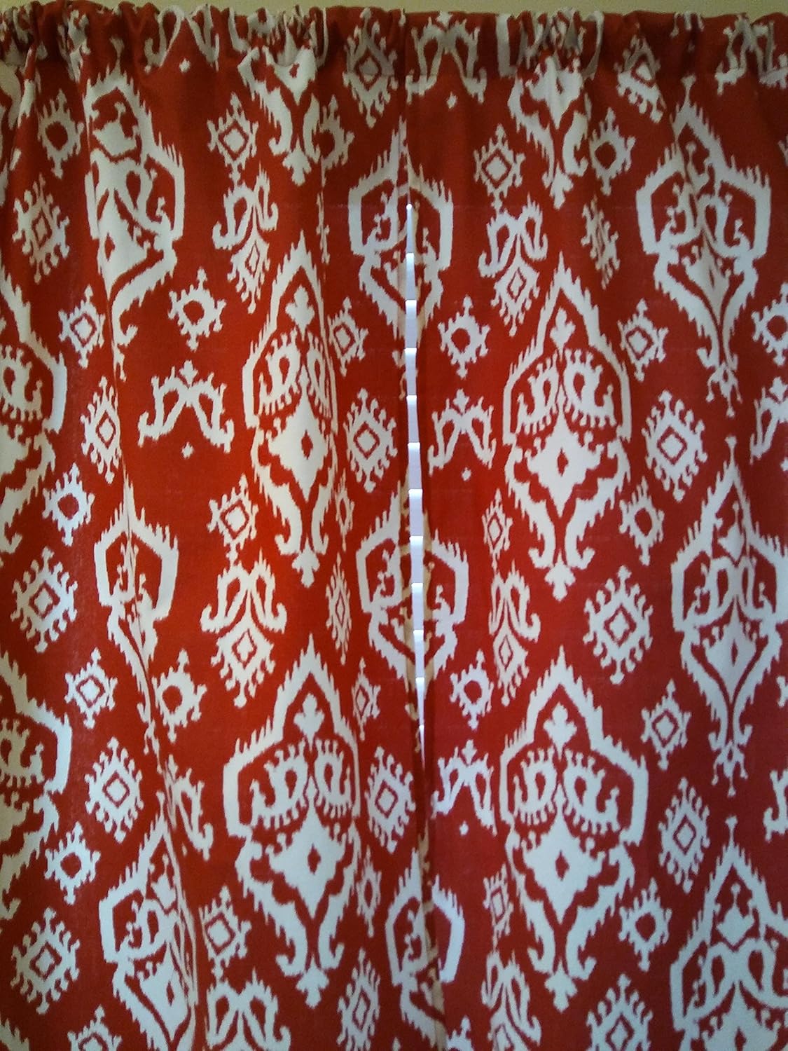 Red ikat and white valance curtains, window treatment, Moroccan shapes Dorm, red