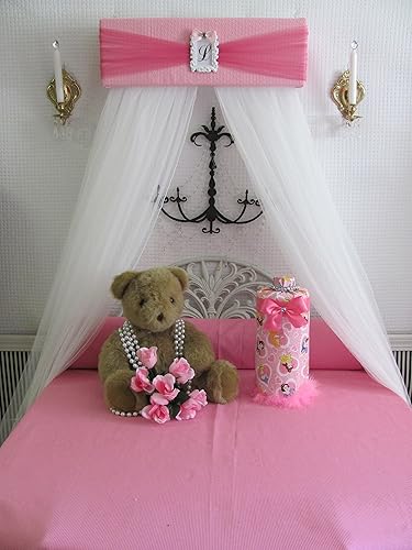 Amazon Com Pink With White Framed Personalized Initial Free White