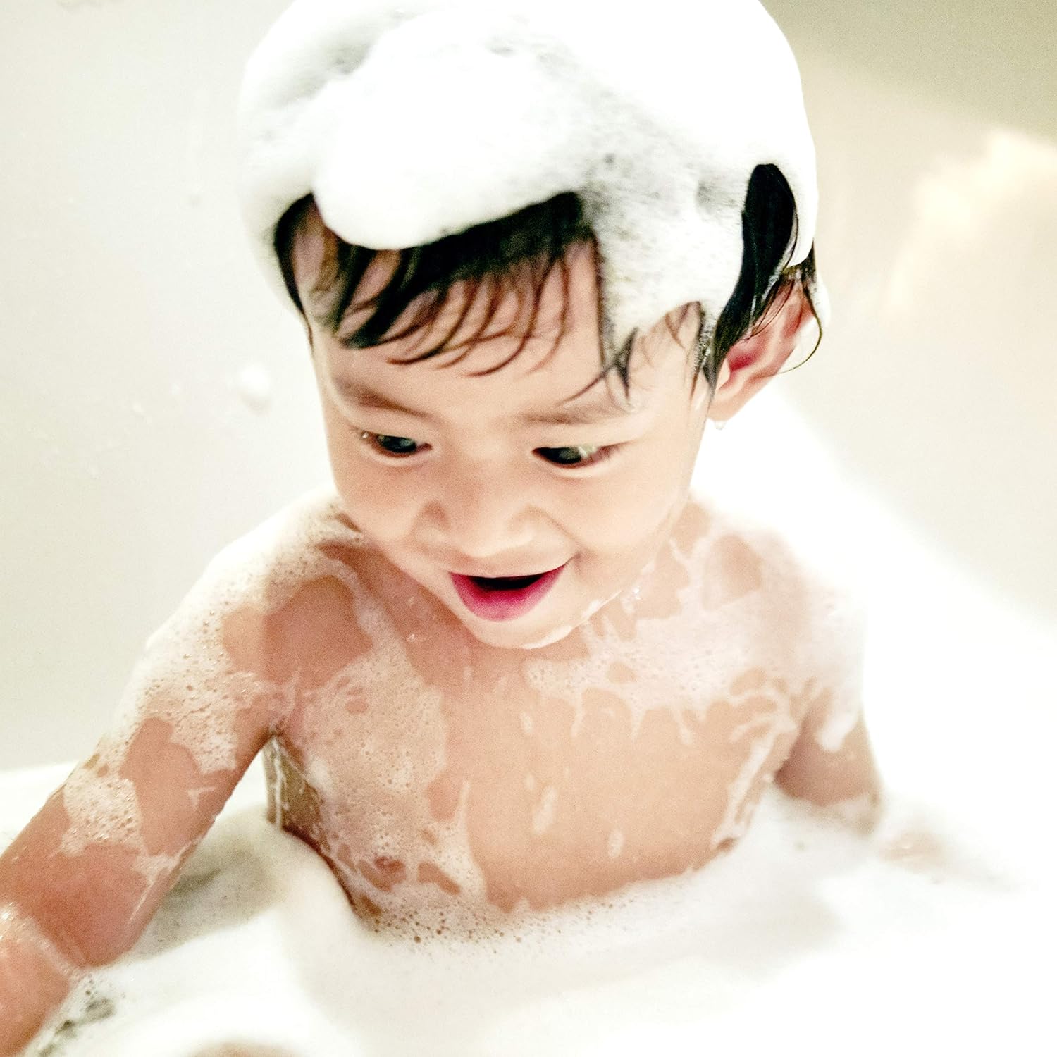 Babo Botanicals Calming 3-in-1 Shampoo, Bubble Bath & Wash with French Lavender and Organic Meadowsweet, Hypoallergenic, Vegan, For Babies and Kids - 15 oz.: Beauty
