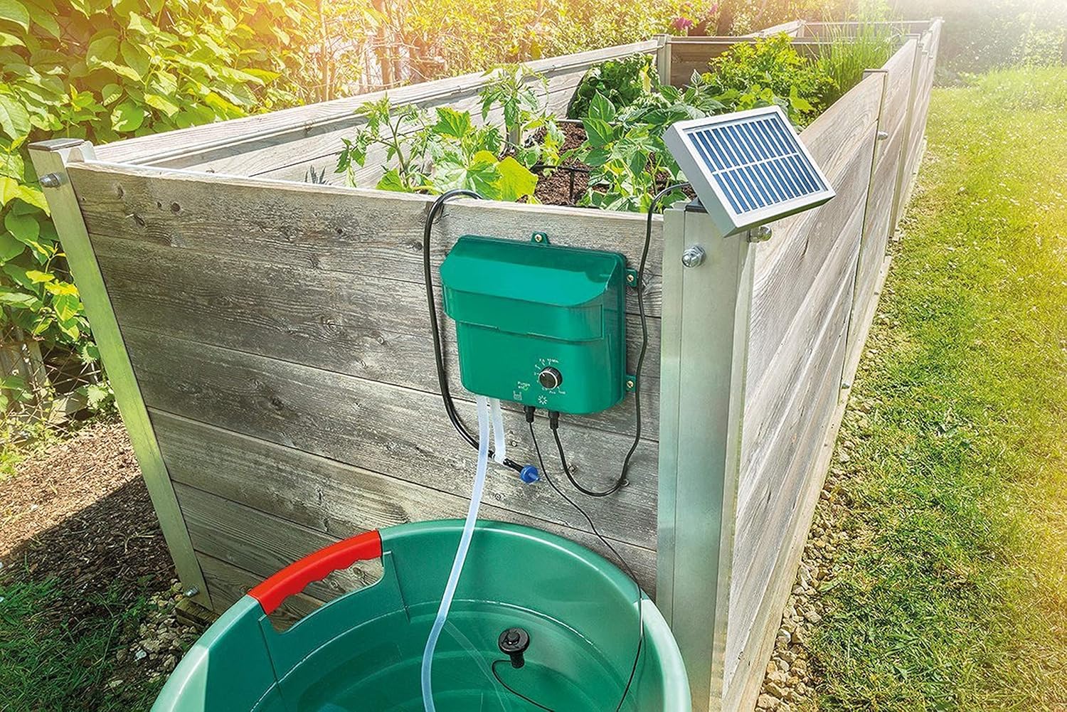Solar Bewässerungssystem WaterDrops Komplettset Pflanzenbewässerung mit 15 Sprinklern Esotec 101100