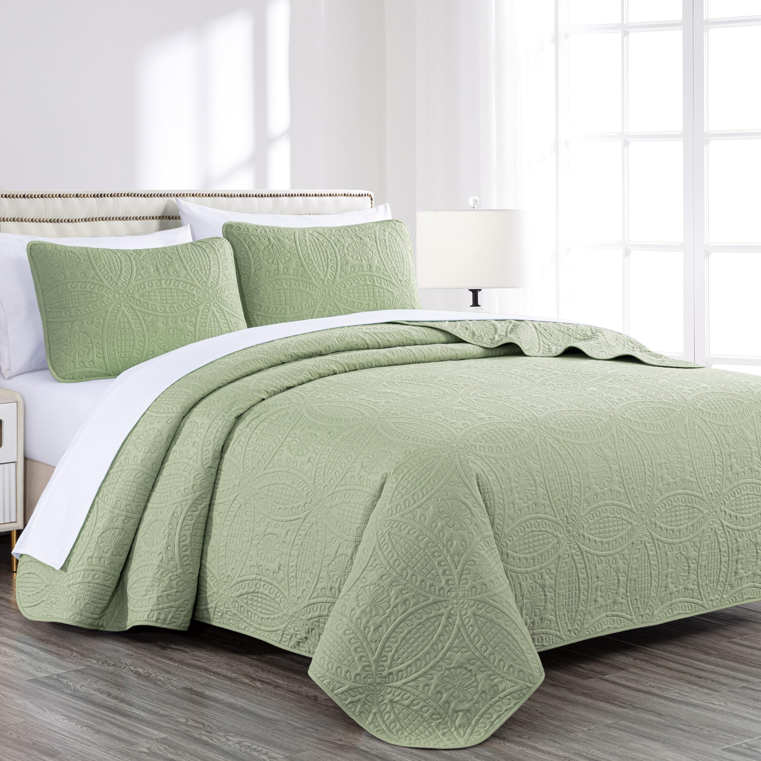 Chezmoi Collection Austin 3-Piece Oversized Bedspread Coverlet Set (Queen, Sage) Image