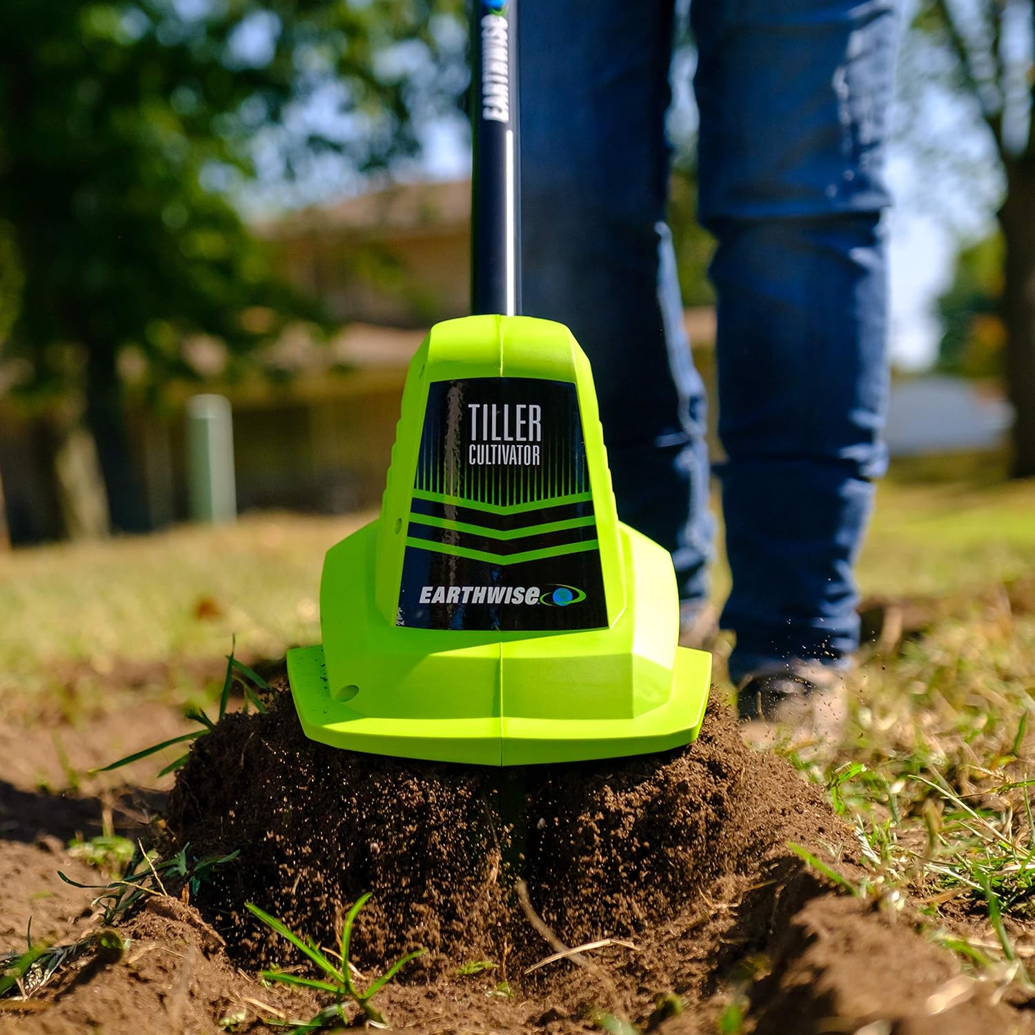 Earthwise TC70020 20-Volt 7.5-Inch Cordless Electric Tiller Cultivator, (2AH Battery & Fast Charger Included) : Garden & Outdoor
