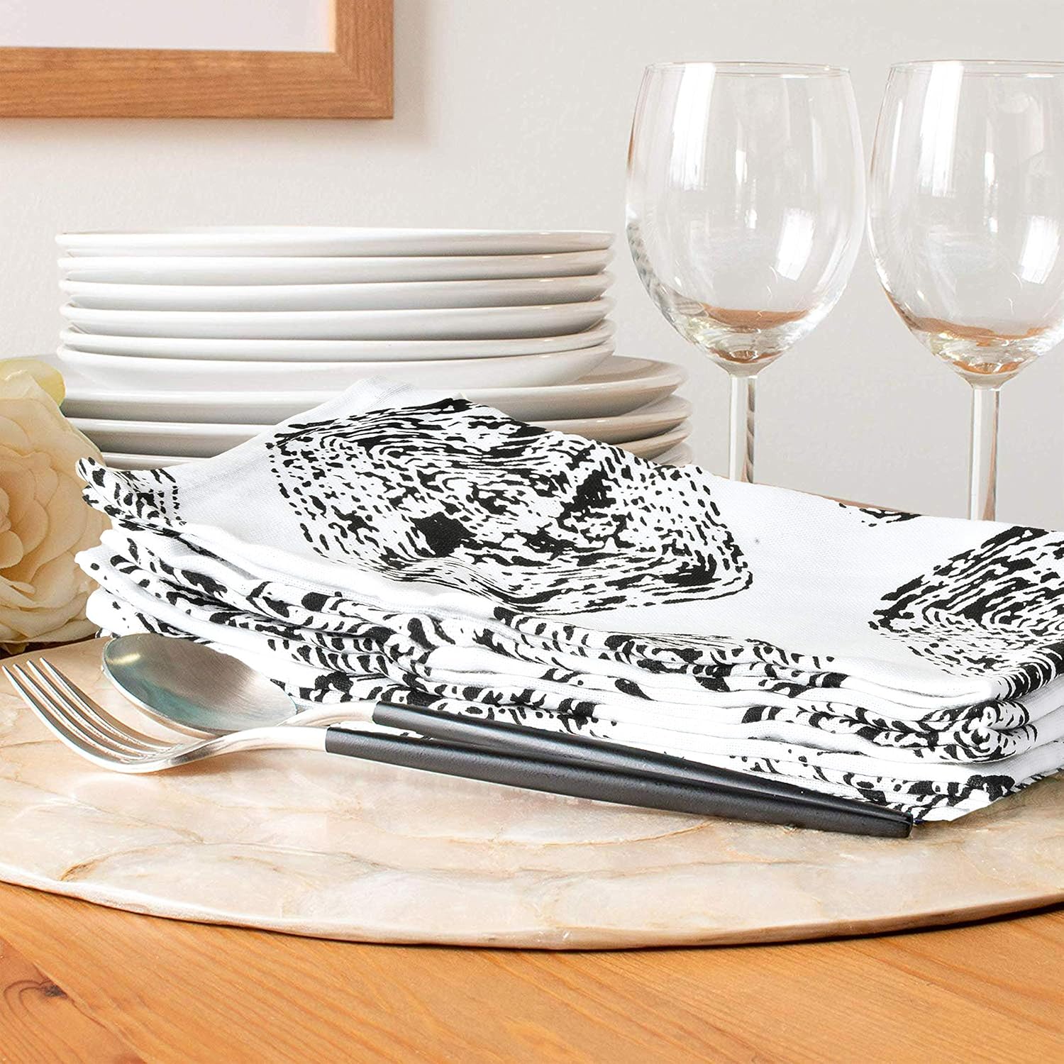 Elvana Home 12 Pack Cloth Dinner Napkins 100% Cotton 18x18, Cocktail Napkins, Wedding Dinner Napkins Bulk, Soft Durable Comfortable Machine Washable Cotton Dinner Napkin Set Black White: Home & Kitchen