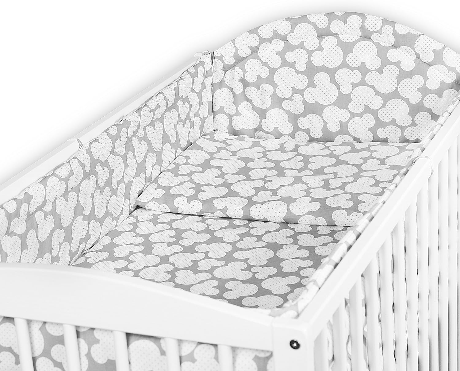 monochrome baby bedding