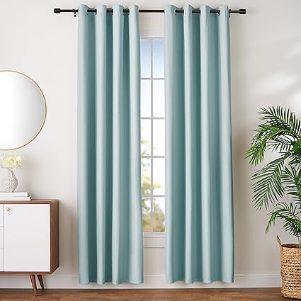 amazon basics juego de cortinas que no dejan pasar la luz con ojales 140 x 245 cm verde agua