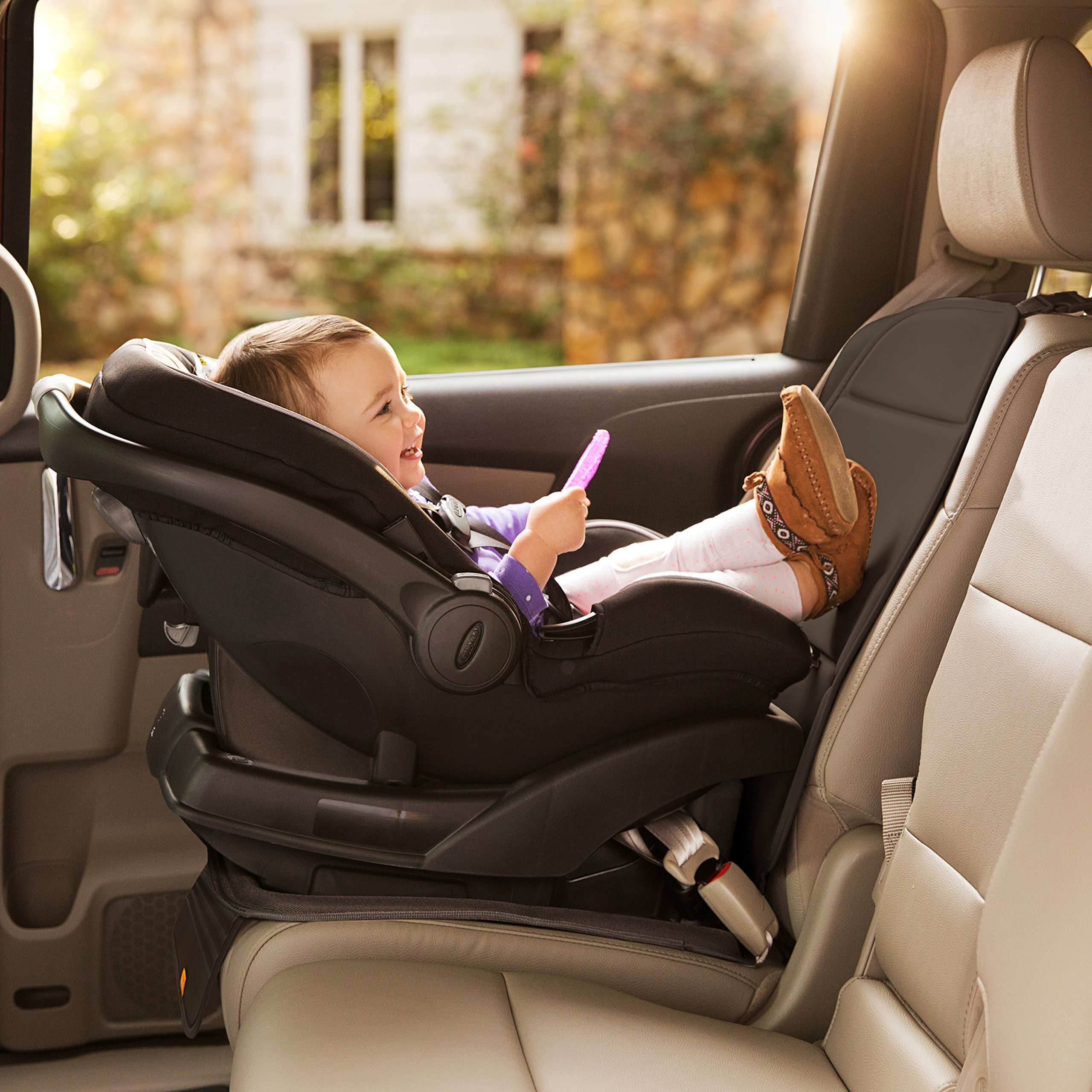 Munchkin Child Car Seat Protectors, Elite Seat Guardian? and Deluxe Kick Mats?, Black/Dark Grey