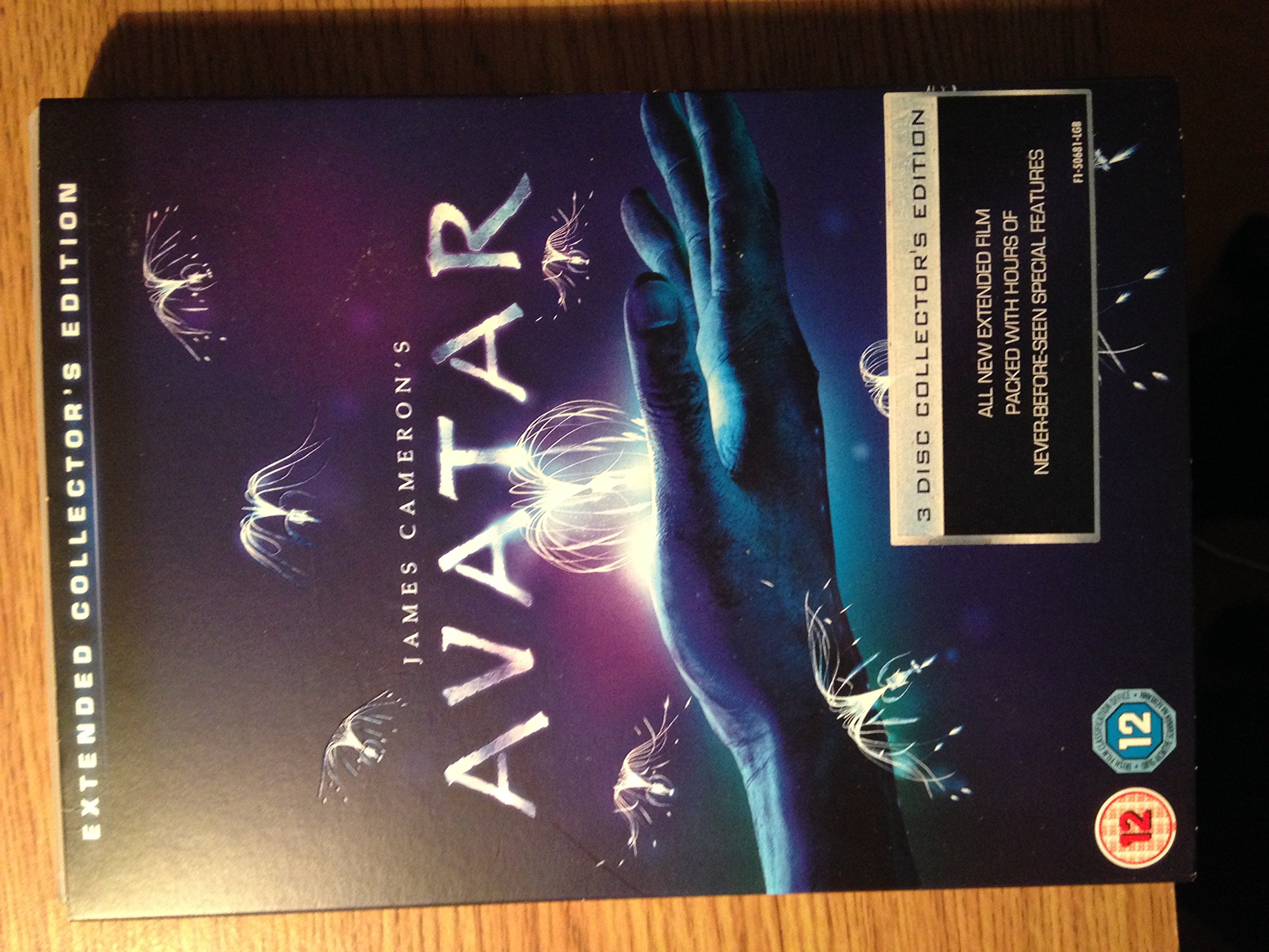 James Cameron's Avatar (Extended Collector's Edition - 3 Disk DVD) - Tesco Exclusive (4 hologram cards)