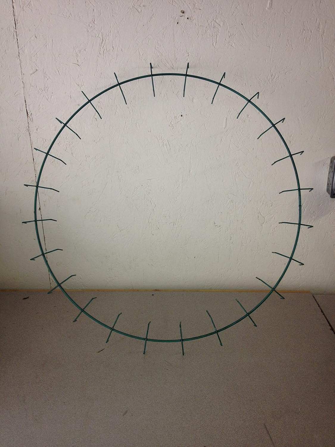 24 Inch Wreath Form, 24" Wreath Frame, Live Wreath Frame Amazon.co.uk