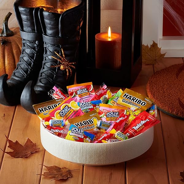 JOLLY RANCHER, HARIBO AND TWIZZLERS ASSORTED FRUIT FLAVORED, HALLOWEEN CANDY BAG, 25.23 OZ (85 PIECES)