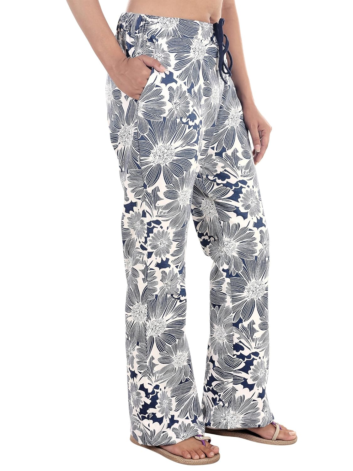 9teenagain women's hosiery night pyjama (white & blue printed)