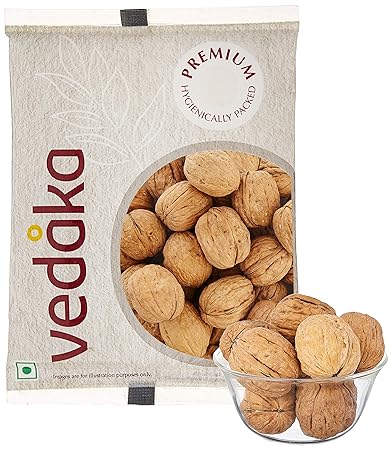 Amazon Brand - Vedaka Premium Inshell Walnuts, 500g (Pack of 2)