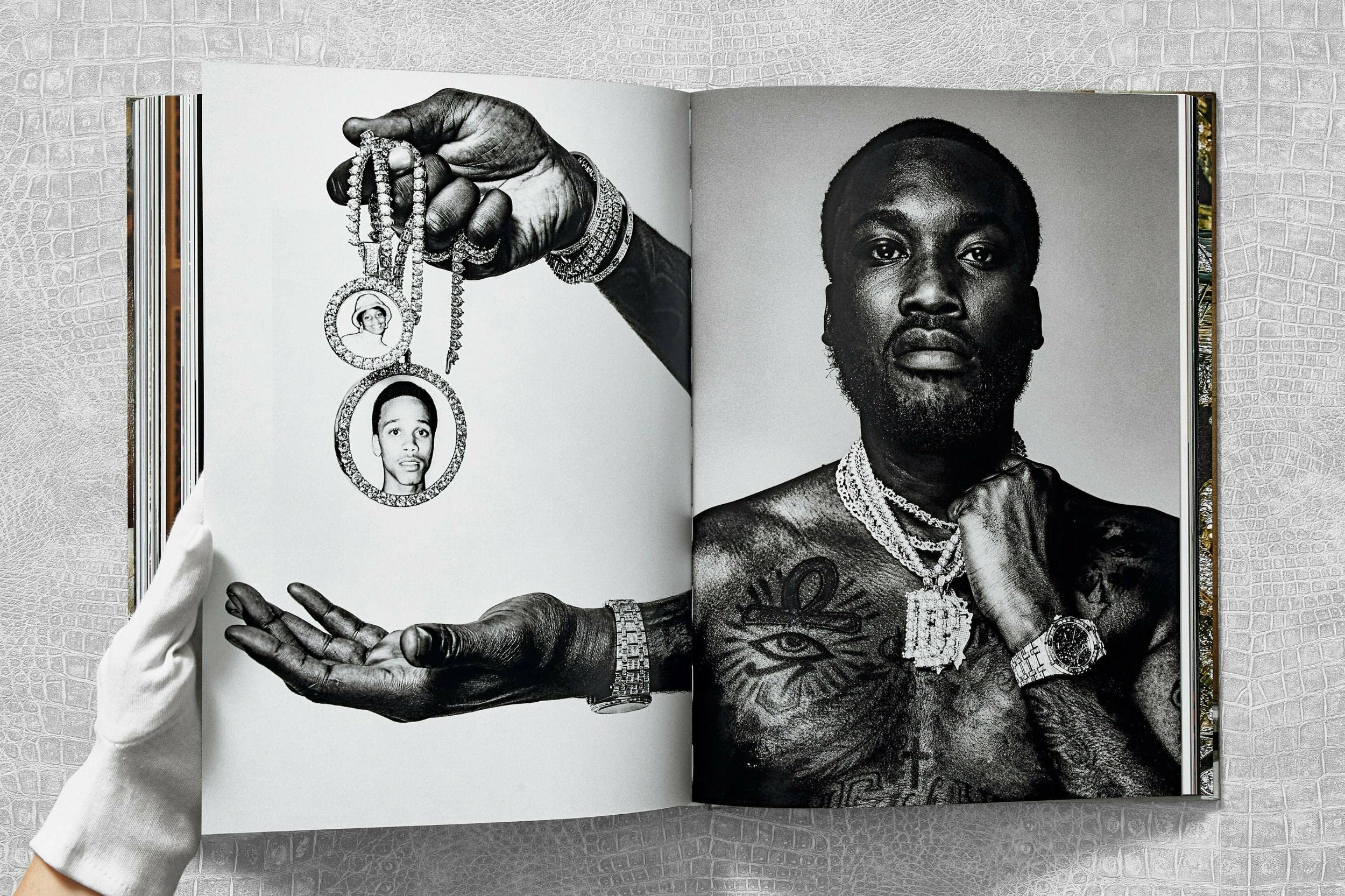 Ice Cold. A Hip-Hop Jewelry History (Multilingual Edition)
