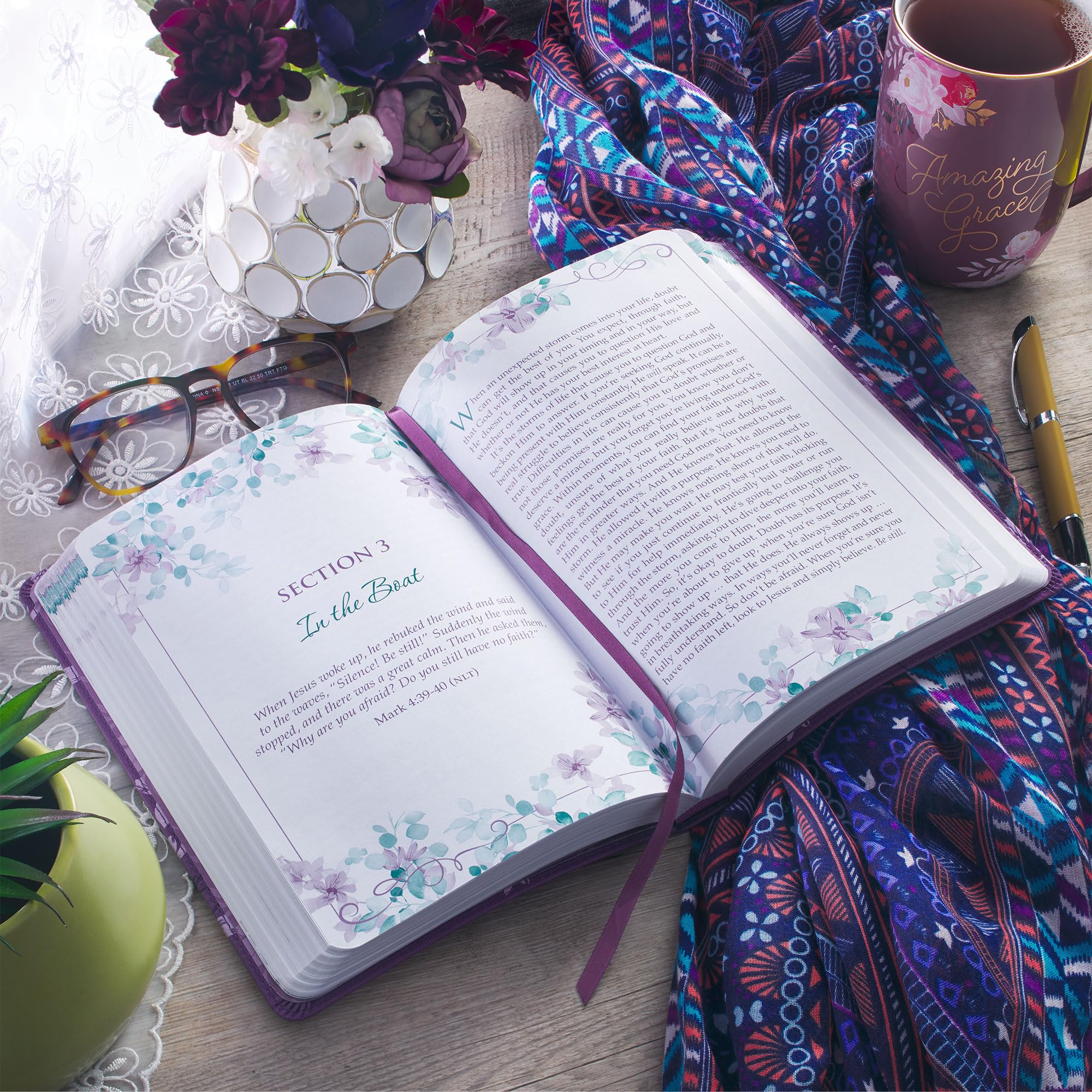 A Journey with Jesus 365 Devotions for Women, Purple Floral Faux Leather Flexcover