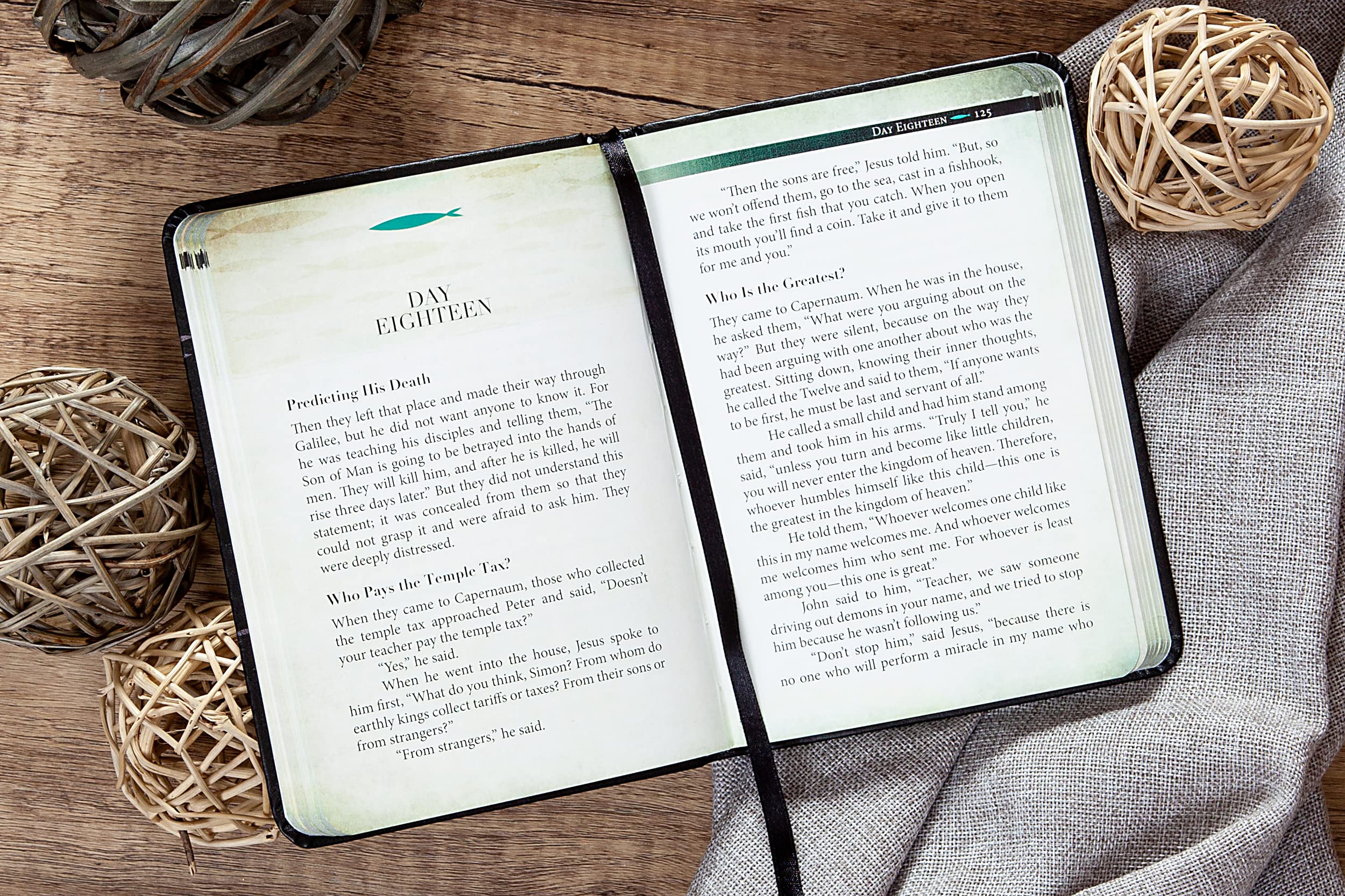 The Chosen Presents: A Blended Harmony of the Gospels The Chosen Presents: A Blended Harmony of the Gospels The Chosen Presents: A Blended Harmony of the Gospels Imitation Leather Audible Audiobook Kindle