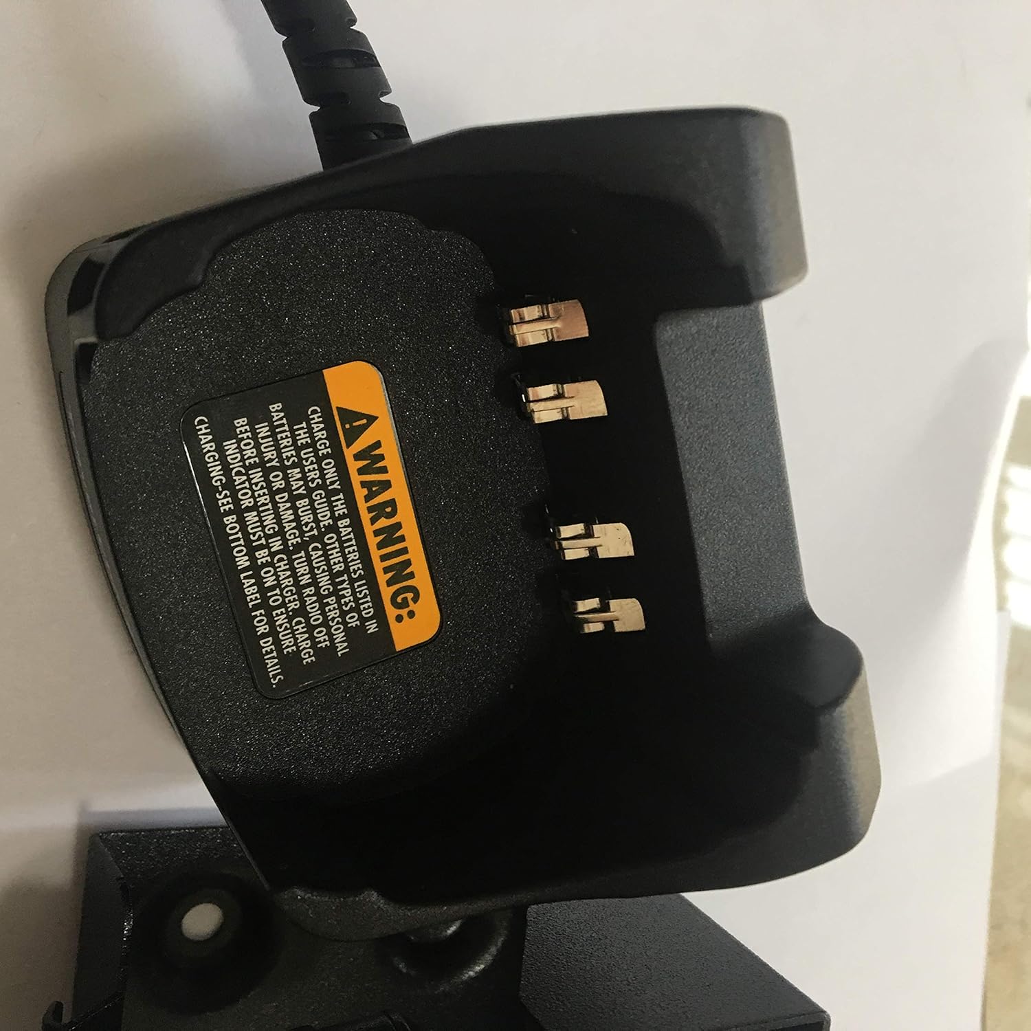 RLN6434 Travel Car Charger Compatible with Motorola APX Radios APX6000