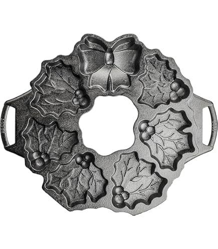Amazon.com: Lodge Seasoned Cast Iron Skull Mini Cake Pan
