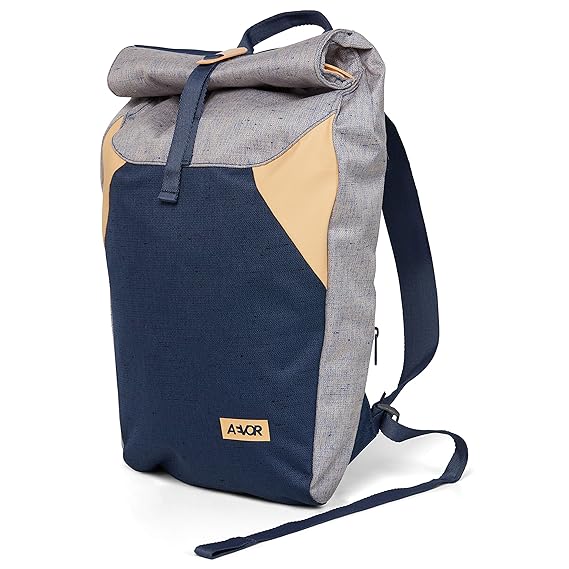 AEVOR Rolltop Bichrome Peach Urban Lifestyle Rucksack im Alltag Inklusive gepolsterten Schultergurten und erweiterbar auf 18 