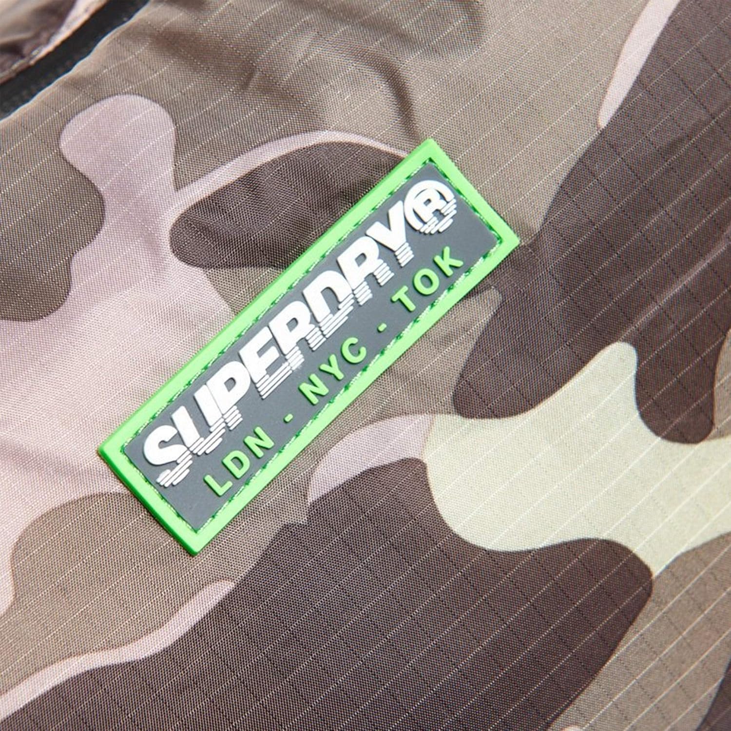 superdry damon side messenger