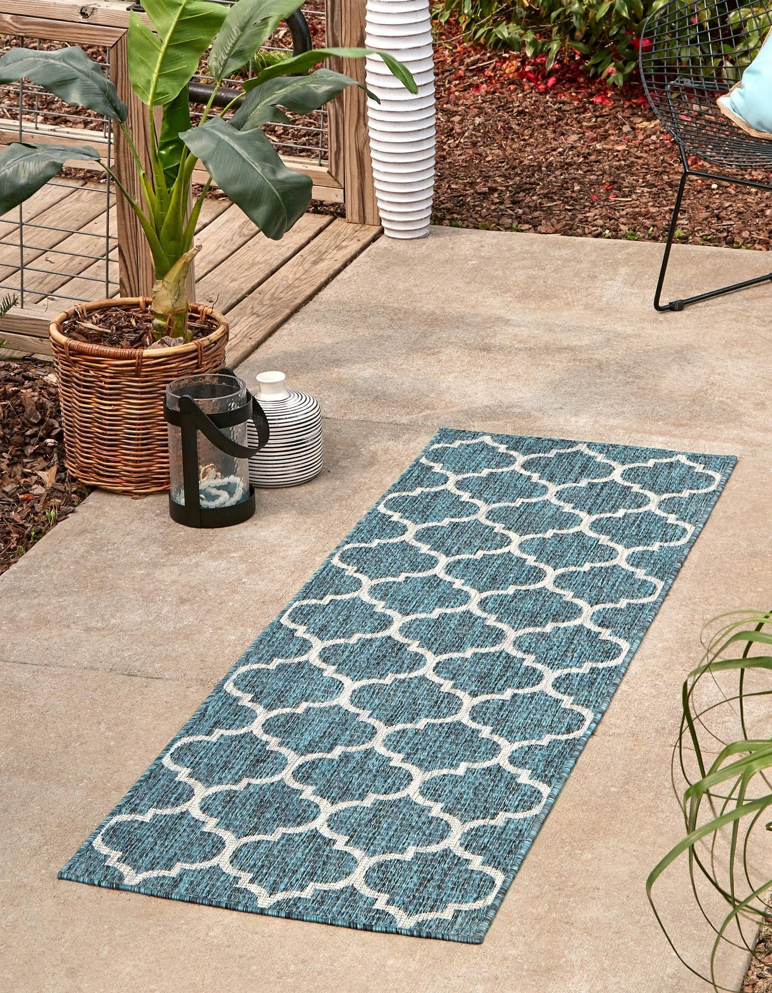 Unique Loom Outdoor Trellis Collection Area Rug (2′ x 8′ Runner, Teal/ Gray)