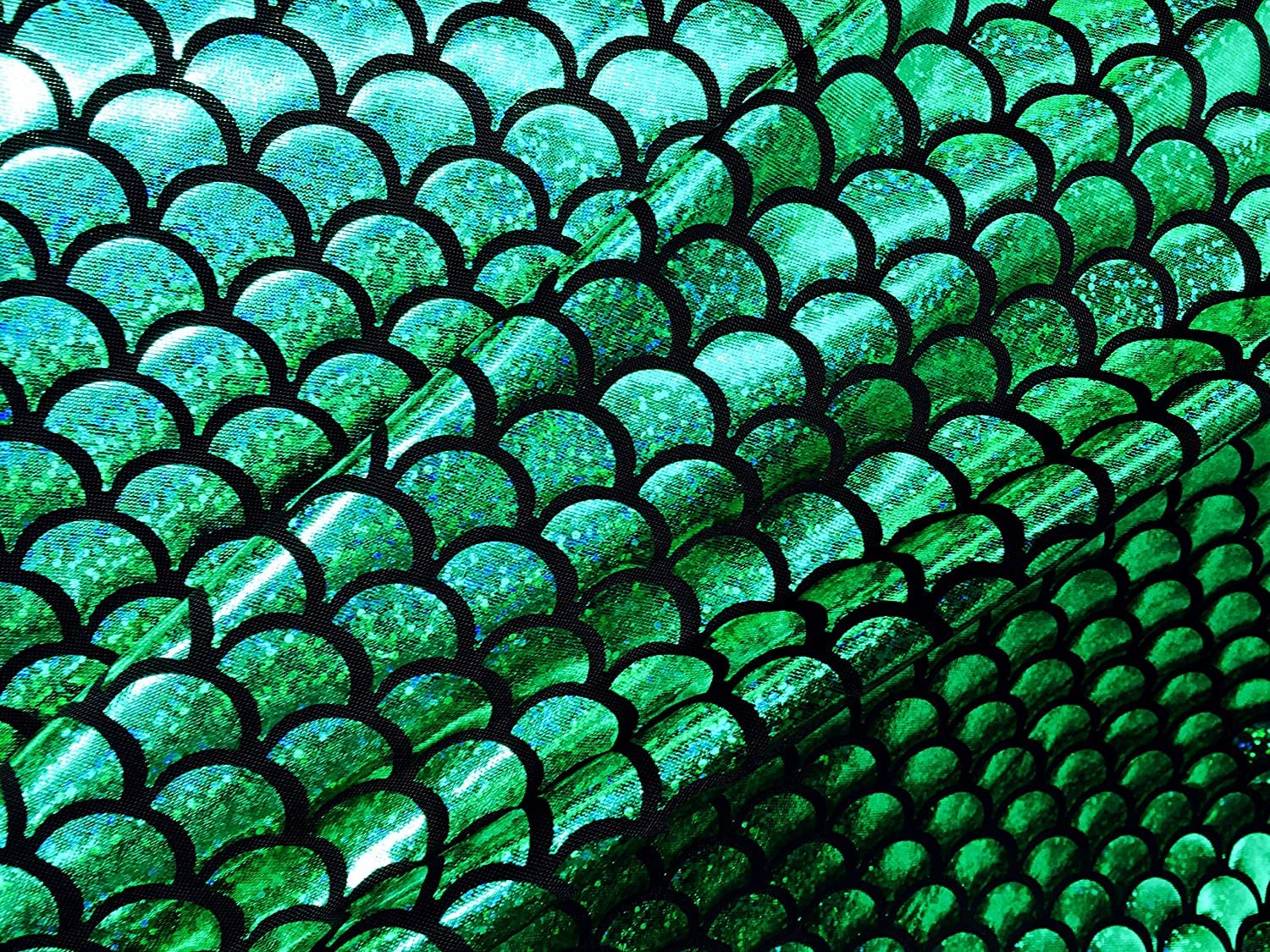 LushFabric Mermaid Scale Print Fabric Fish Tale Scales Foil - 2 Way Stretch Material Lycra Spandex - Bikini, Costume, Dress, Decor - 145CM Wide (1 METRE, Green)