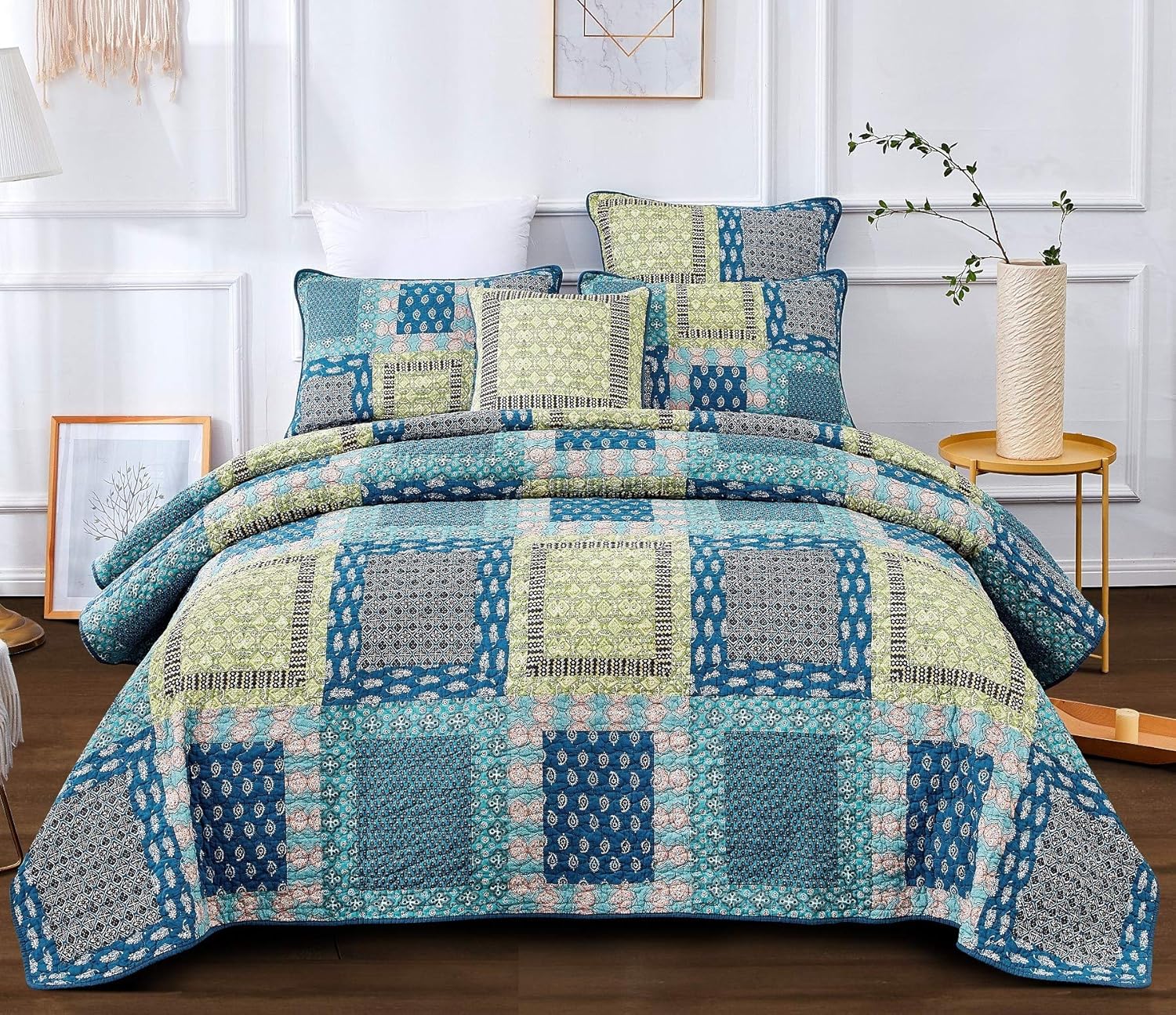 Tache Home Fashion Forest Glade Floral Patchwork Quilt Bedspread Set, Twin, Green