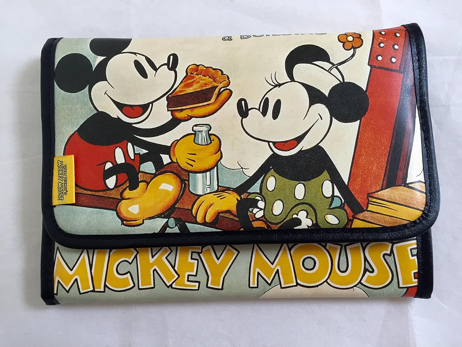 Amazon Co Jp ディズニー レトロ ミッキー ミニー ヴィンテージ マルチケース 母子手帳ケース ジャバラ カードケース 通帳ケース グッズ 公式 正規品 キャラクター おもちゃ