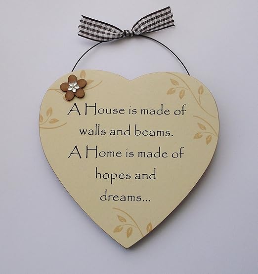 Souvenir Per La Casa Nuova A Forma Di Cuore Idea Regalo La Frase In Inglese Recita A House Is Built Of Walls And Beams A Home Is Made Of Hopes And Dreams