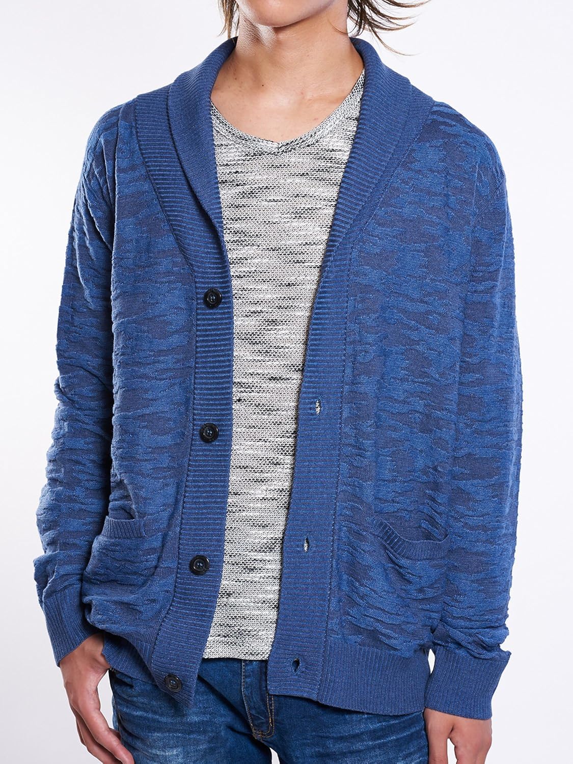 ファッションのインスピレーション 驚くばかり青 カーディガン コーデ メンズ