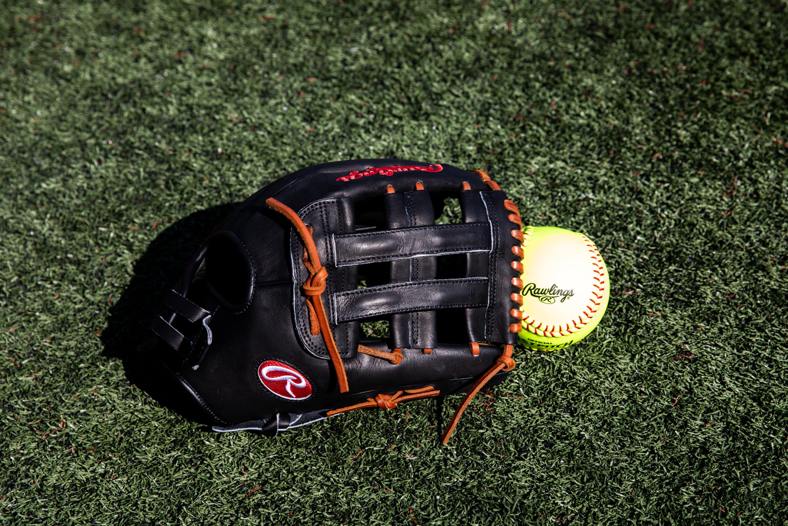 Rawlings Heart of The Hide Slowpitch Softball Glove | Sizes 13