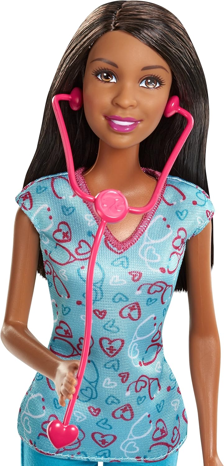 barbie enfermera amazon