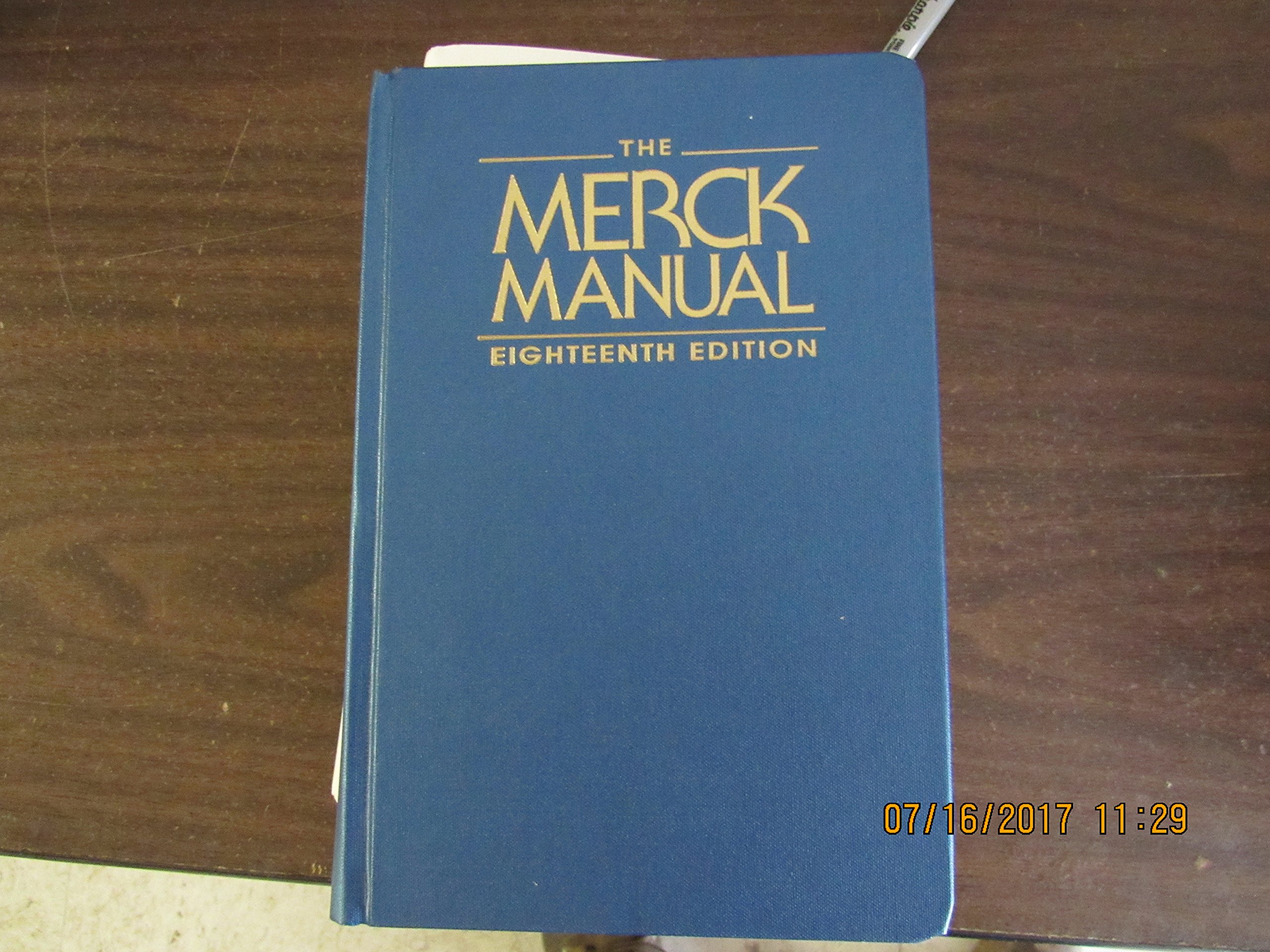 The Merck Manual of Diagnosis and Therapy 18th (eightteenth) edition Text  Only Hardcover – 2006