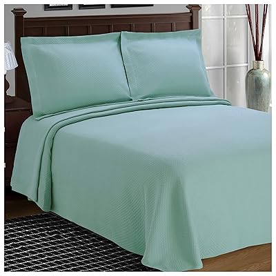 Superior Diamond Solitaire Jacquard Matelassé Cotton Bedspread