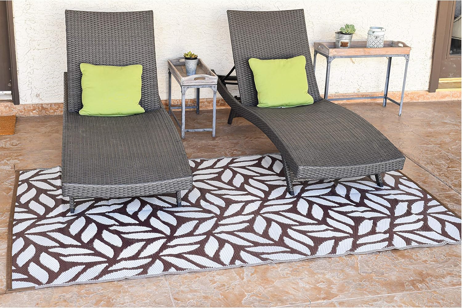 Camco Large Reversible Outdoor Patio Mat Easy To Clean