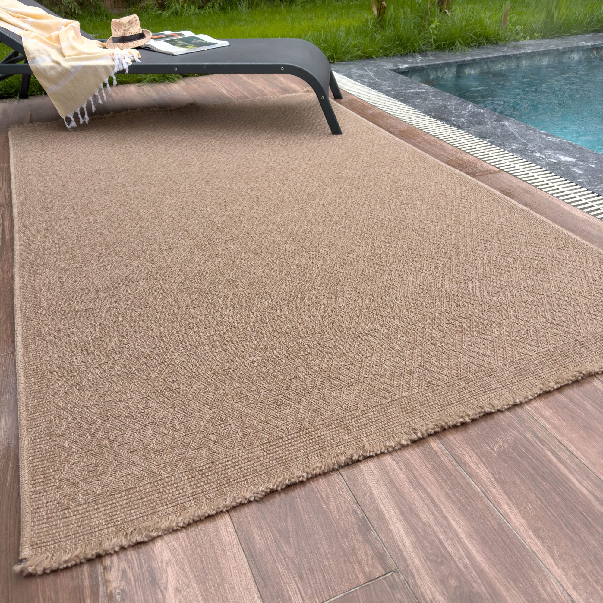 THE RUGS Nature Collection Outdoor Rug – Indoor/Outdoor Tona Border Area Rug for Patio, Deck, Garden, Kitchen, Bathroom or Living Room (Greek Key-Neutral, 80 x 150 cm)