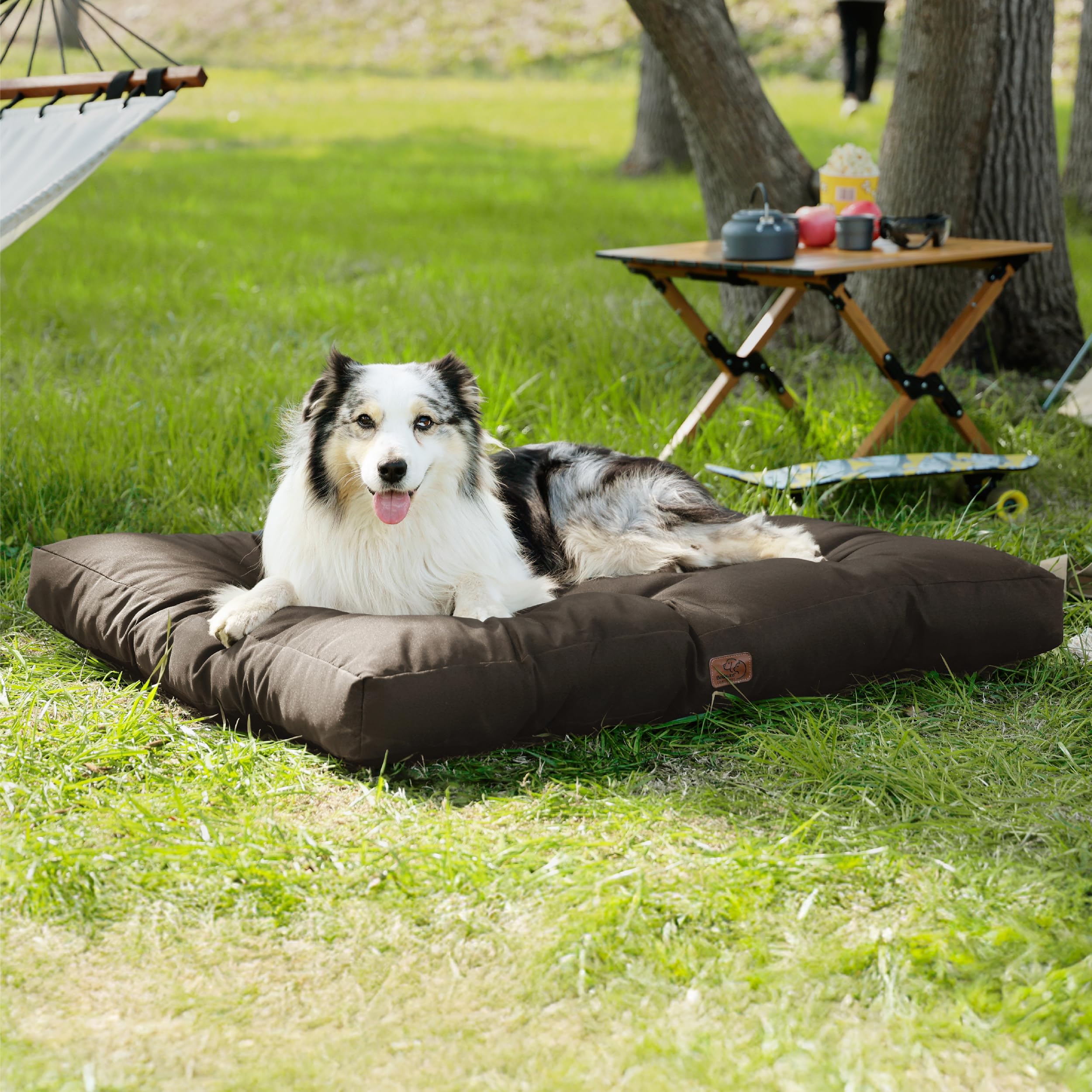 BEDSURE Hundekissen Grosse Hunde waschbar - 111x89cm hundematratze XXL für große, mittelgroße Hunde Outdoor gepolstert Hundematte braun in 10cm Höhe 7