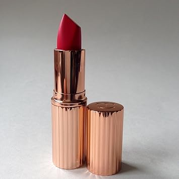 charlotte tilbury lost cherry lipstick