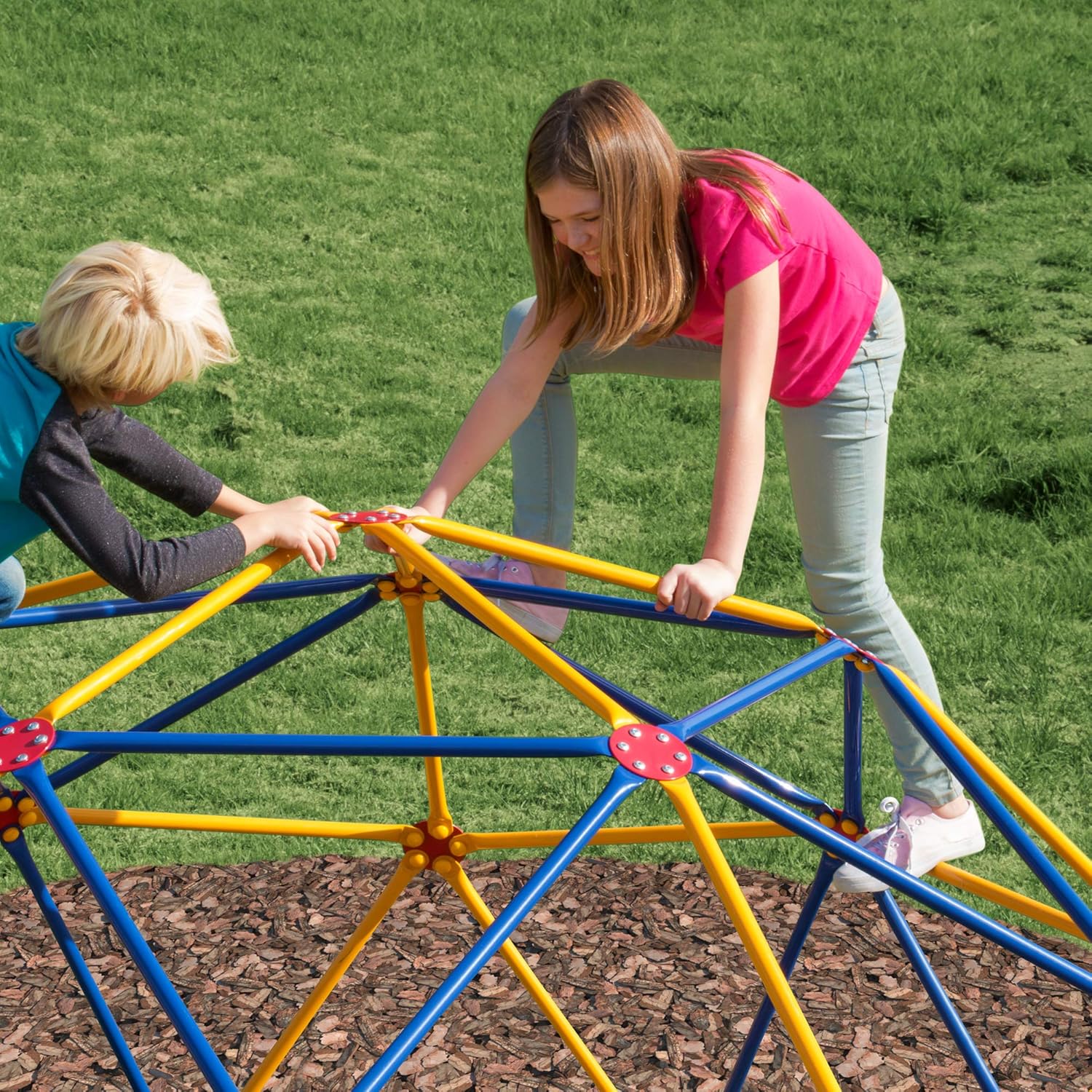 Easy Outdoor Space Dome Climber – Rust and UV Resistant Steel – 1000 lb. Capacity – For Kids Ages 3 to 9: Sports & Outdoors