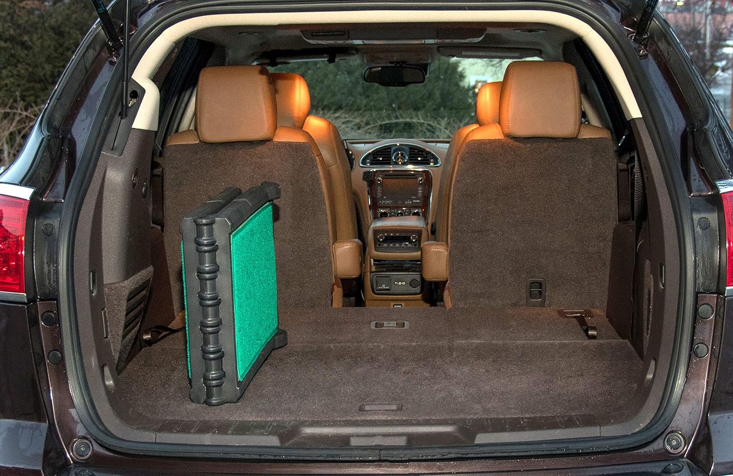 Pet Gear Travel Lite Ramp with supertraX Surface for Maximum Traction, 4 Models to Choose from, 42-71 in. Long, Supports 150-200 lbs, Find The Best Fit for Your Pet, Black/Green : Kitchen & Dining