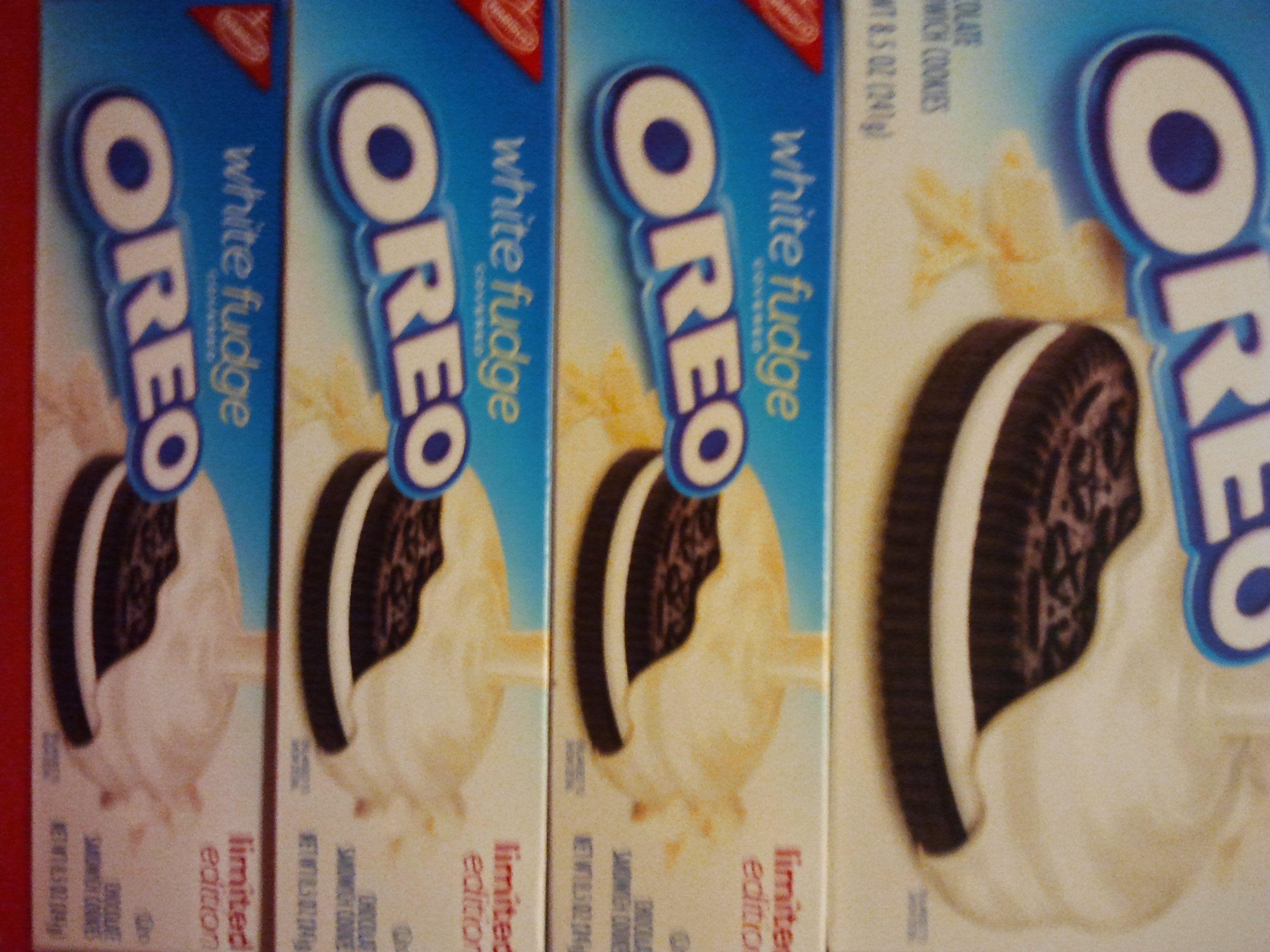Oreo White Fudge Covered Chocolate Sandwich Cookies, 8.5