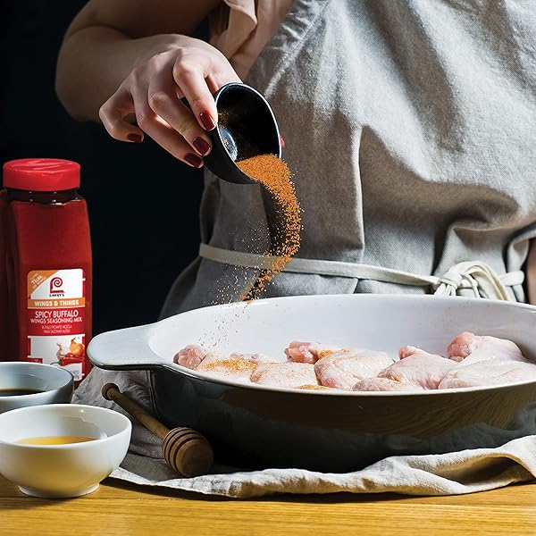 LAWRY’S SPICY BUFFALO WINGS SEASONING MIX, 21.5 OZ – ONE 21.5 OUNCE CONTAINER OF SPICY BUFFALO POWDER SEASONING FOR RECIPE CUSTOMIZATION, BEST FOR CHICKEN WINGS, BAR BITES, MOZZARELLA STICKS AND MORE