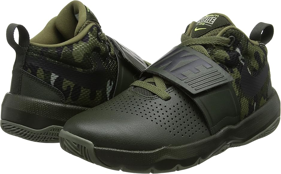 nike team hustle d8 green