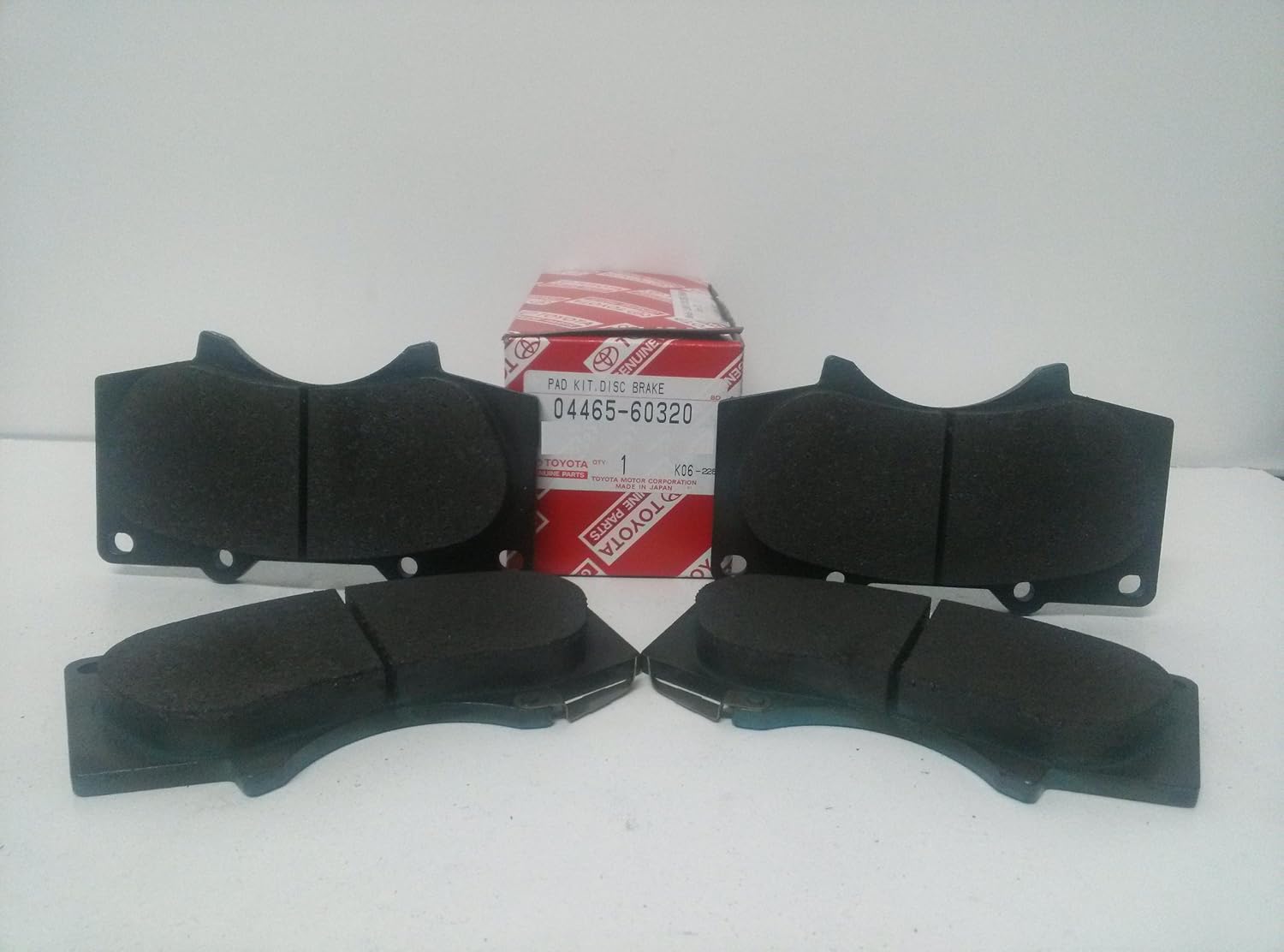 TOYOTA Genuine Front Disc Brake Pad Kit Automotive