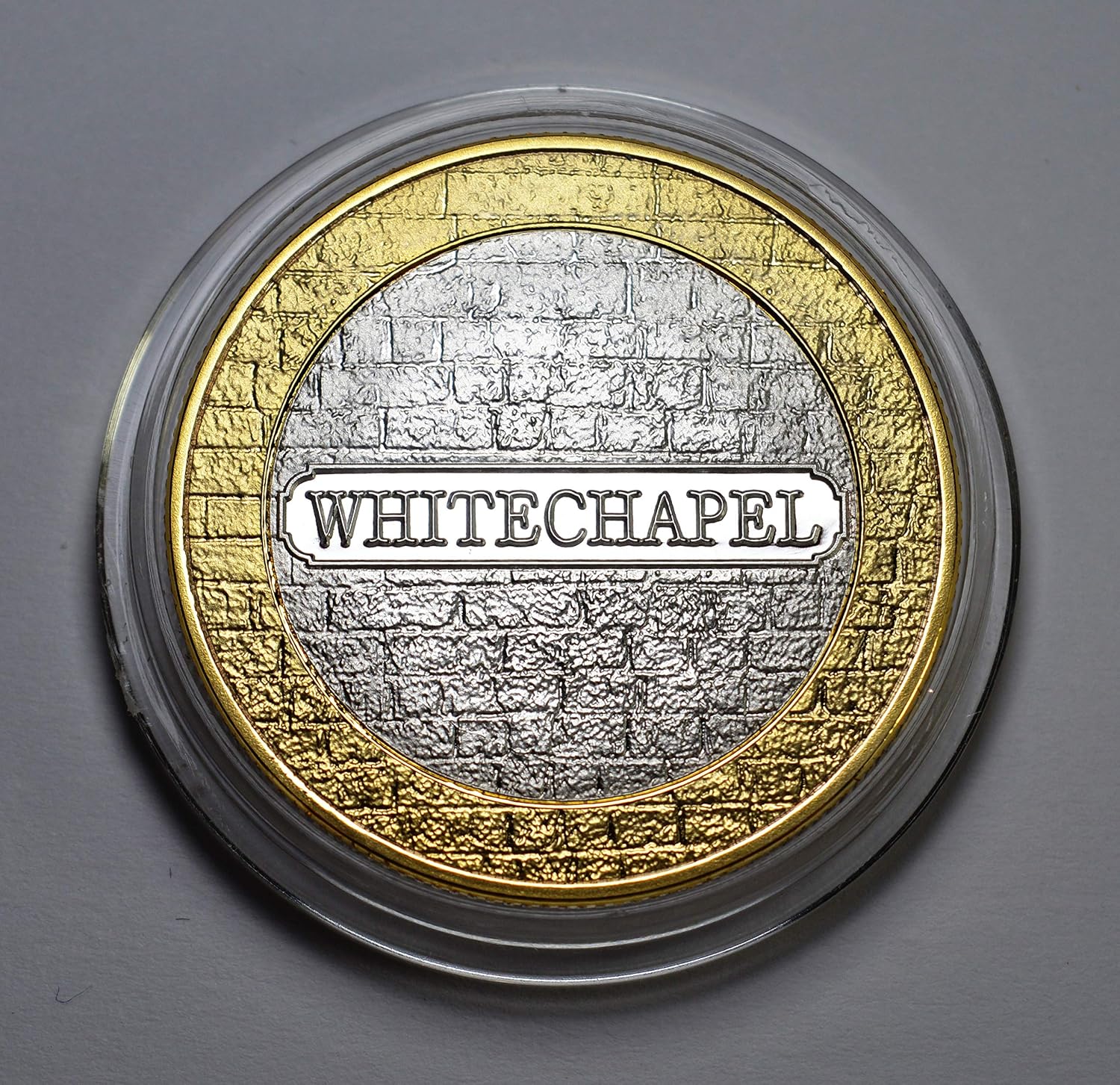 The Commemorative Coin Company JACK THE RIPPER .999 Silver & 24ct Gold 'Dual Metal' Commemorative in Capsule. Whitechapel - Image 3