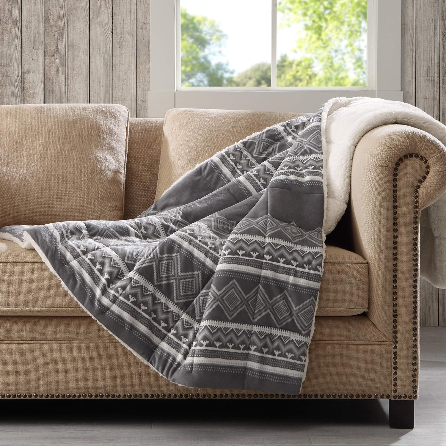 Woolrich blankets down Clearance