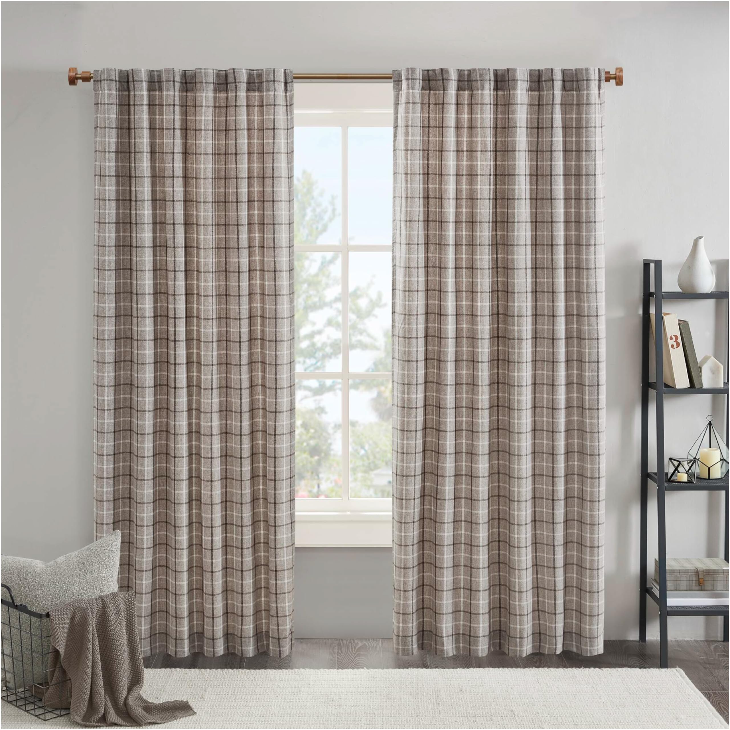 Madison Park Anaheim Cabin Plaid Curtain Window, Thermal Insulated Fleece Lining, Living Room Decor Room Darkening Drape for Bedroom, 1-Single Panel Pack, 50×108, Rod Pocket & Back Tab, Brown
