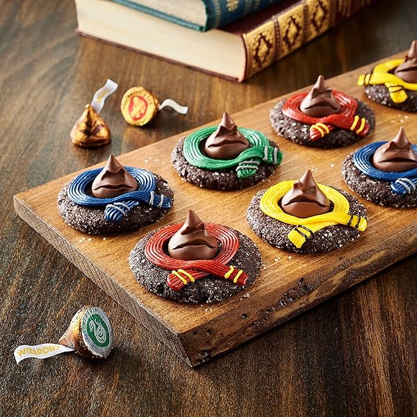 HERSHEY’S HARRY POTTER MILK CHOCOLATE VARIETY PACK, GIFT BOX, INDIVIDUALLY WRAPPED, 30.33 OZ (AMAZON EXCLUSIVE)
