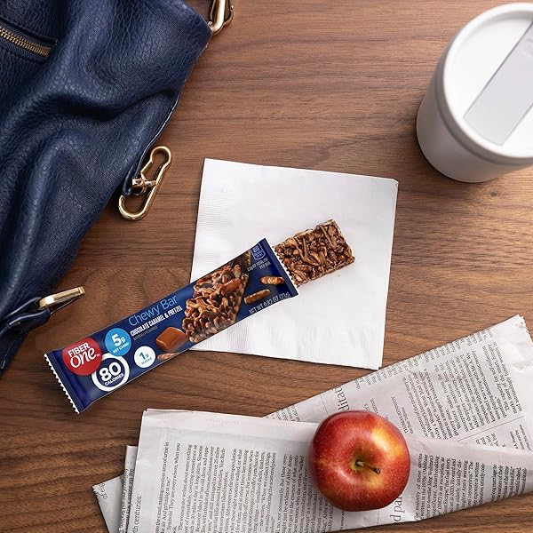 FIBER ONE 80 CALORIE CHEWY SNACK BARS, CHOCOLATE CARAMEL AND PRETZEL, 5 CT, 4.1 OZ
